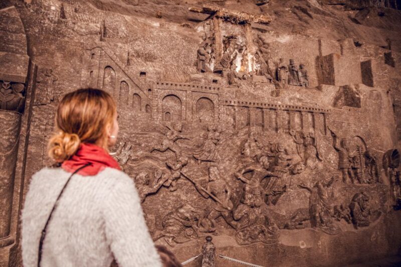 Krakow: Wieliczka Salt Mine Guided Tour - Exploring the Wieliczka Salt Mine: What to Expect