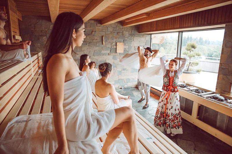 Krakow: Zakopane, Thermal Springs, Cable Car, Local Tasting - Walking Zakopane After the Ride: Where to Use Your Energy