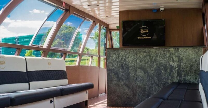 Krakow's River Cruise with Group Tour of Wieliczka Salt Mine - A Relaxed Start: The Vistula River Cruise