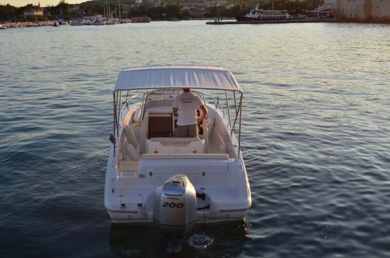 Krk: Rent a boat Atlantic 670 open 385kk - Watersports and Additional Equipment