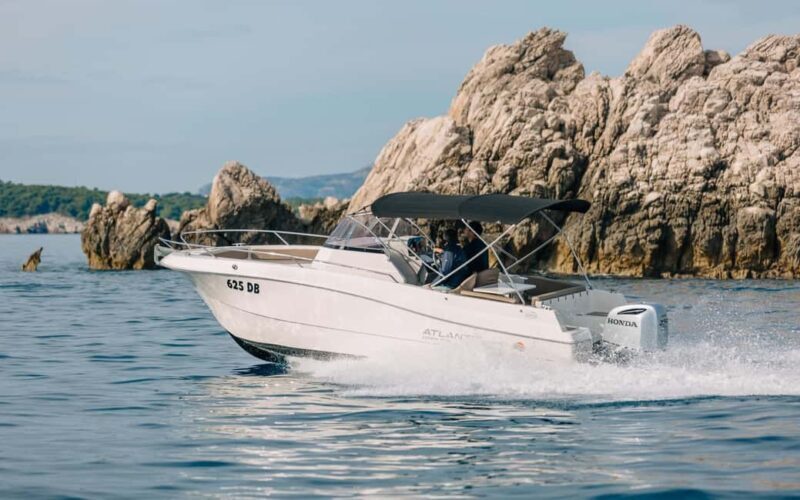 Krk: Rent a Boat Atlantic 750 open - Visiting Croatia’s Famous Beaches