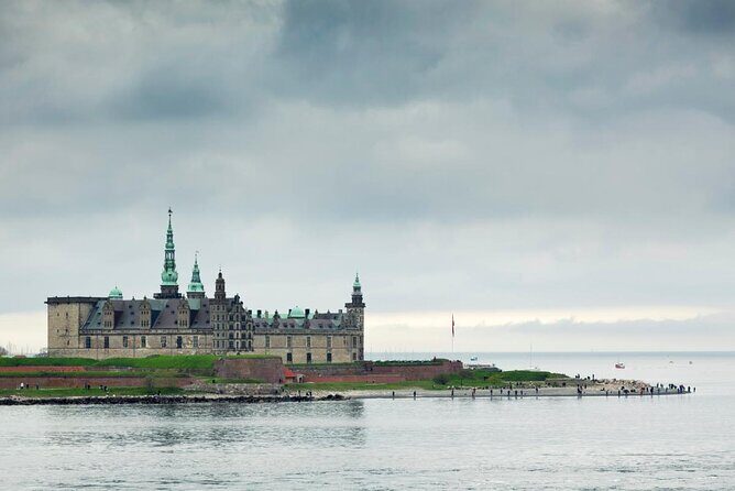 Kronborg (Hamlet Castle) & Frederiksborg Castles: PRIVATE TOUR - Exploring Denmark’s Castles: A Private Tour to Kronborg and Frederiksborg