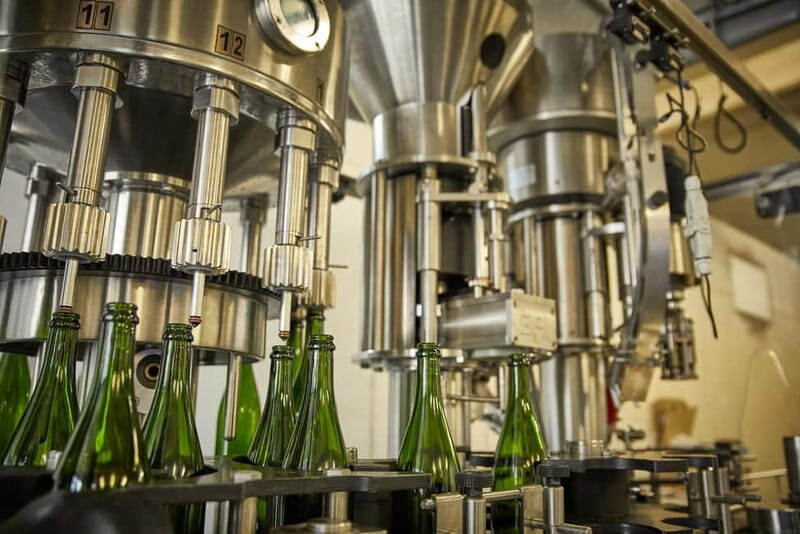 Kröv/Gut Hermes: Make your own sparkling wine sparkling wine tasting experience - Key Points