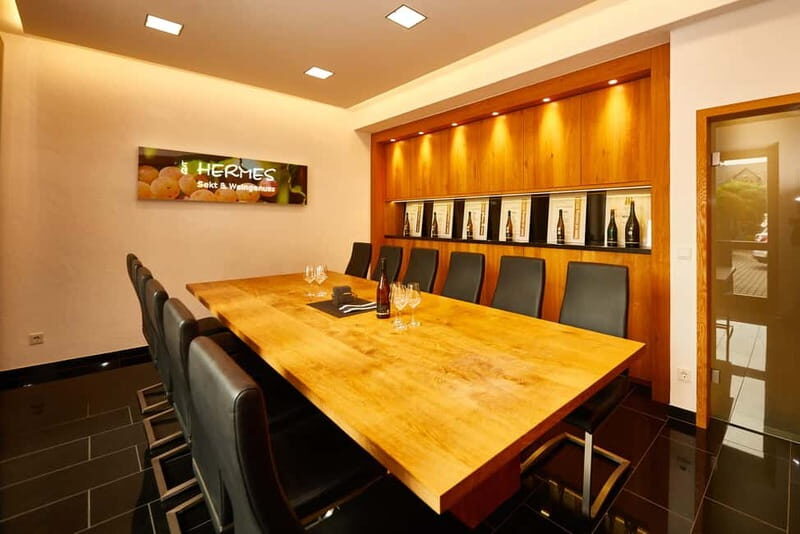 Kröv/Gut Hermes: Make your own sparkling wine sparkling wine tasting experience - Overview of the Experience