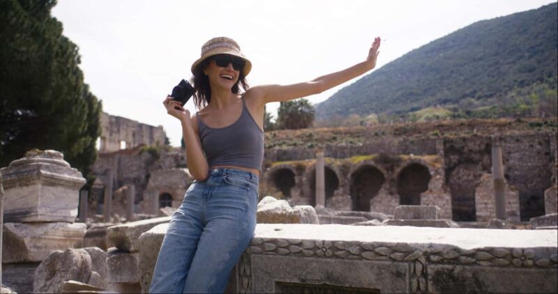 Kusadas: Ephesus Private Car Tour with Lunch & Fees - Key Points