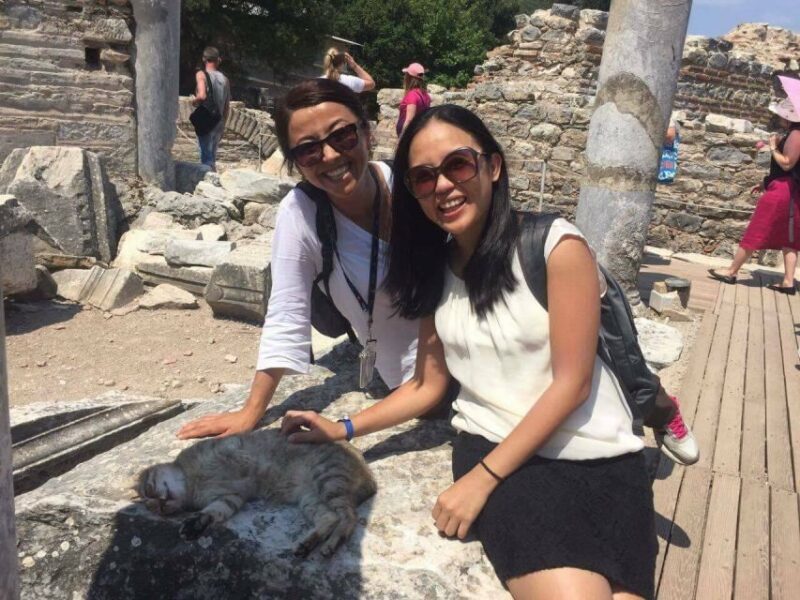 Kusadasi: Guided Pamukkale Tour - Visiting Hierapolis – Ancient Ruins and Stories