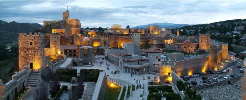 Kutaisi: 8-Day Private Group Tour with Accommodation - Considerations & Tips