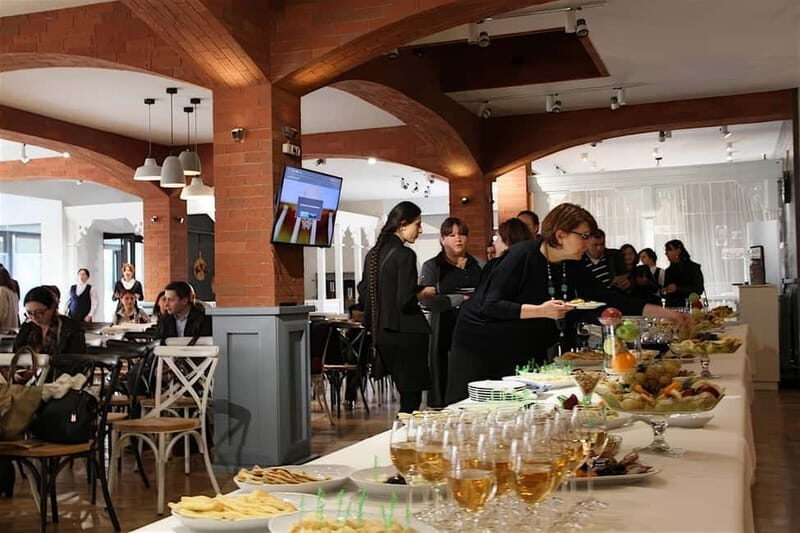 Kutaisi: 8-Day Private Group Tour with Accommodation - Who Is This Tour For?