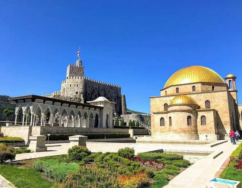 Kutaisi: Borjomi, Rabati Castle and Vardzia Private Day Tour - Exploring Georgia’s Rich Tapestry in One Day