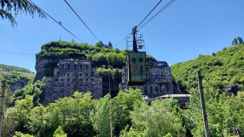 Kutaisi: Chiatura, Katskhi Pillar & Mgvimevi Tour - FAQ