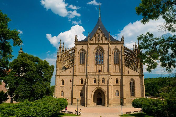 Kutna Hora Private day trip from Prague with lunch, admission and local treat - The Itinerary in Detail