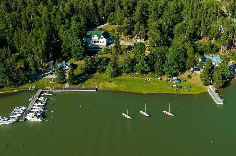 Kuusisto island: Stand-Up Paddleboard Rental - Key Points