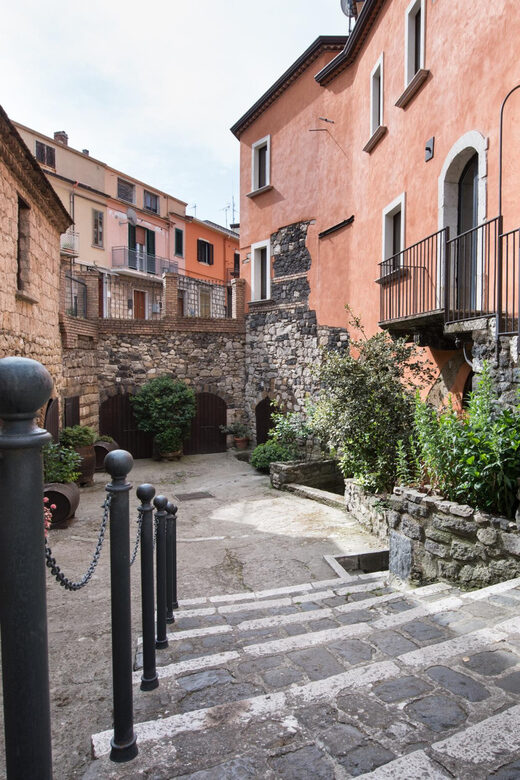 LA BOCCA DEL VULCANO - Key Points