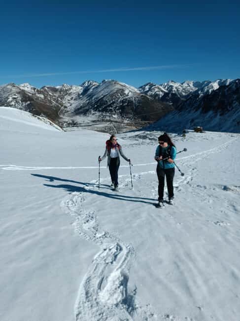 La Cerdanya: Snowshoe hike to the peaks of the Pyrenees - The Value of the Experience