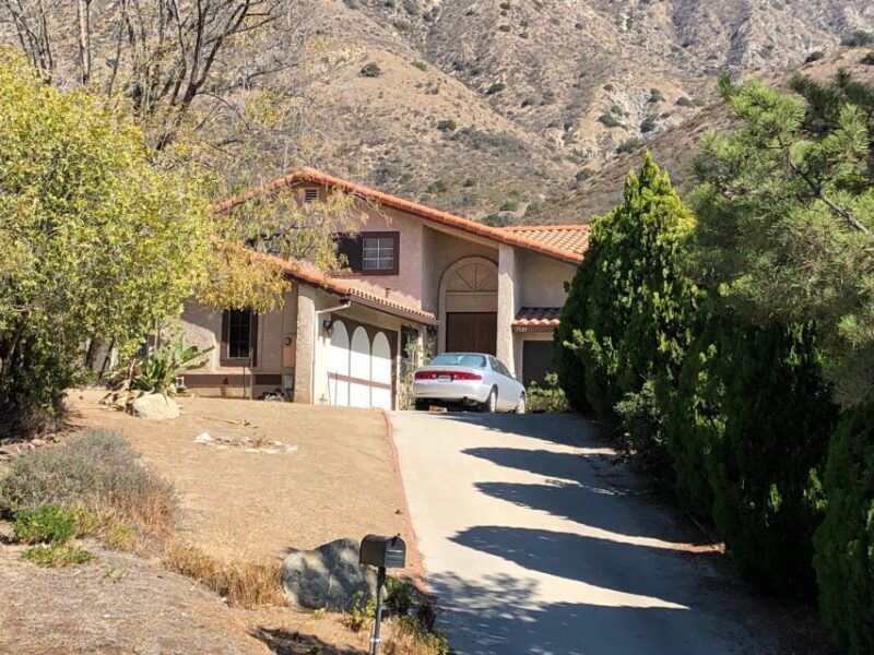 LA: East San Fernando Valley Guided Film Locations Tour - Who Should Consider This Tour?