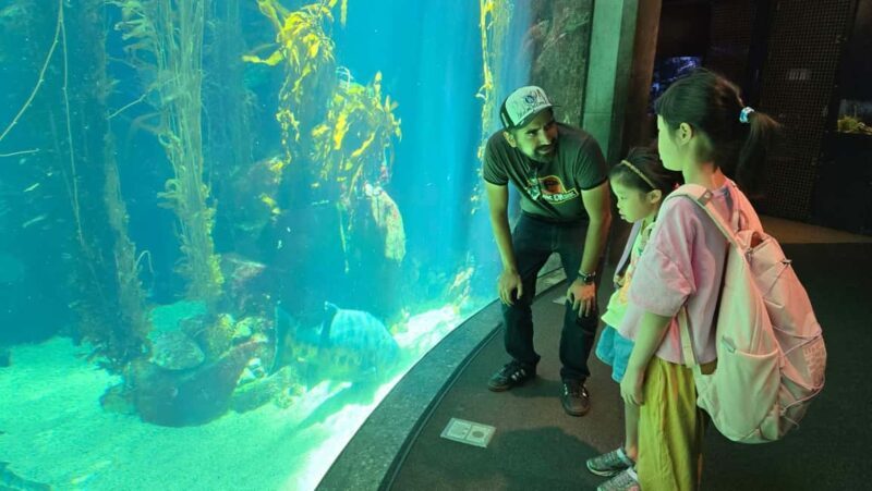 LA: Expo Park Space & Dinosaurs Tour with Cal Science Center - The Practicalities: Price, Duration, and Accessibility