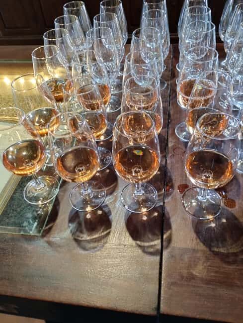 La Geria: a walk among volcanoes and vineyards - Key Points