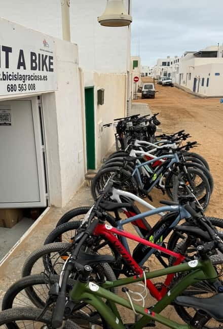 La Graciosa: Rent your ELECTRIC BIKE and explore the island at your own pace. - What to Expect from Your Electric Bike Tour of La Graciosa