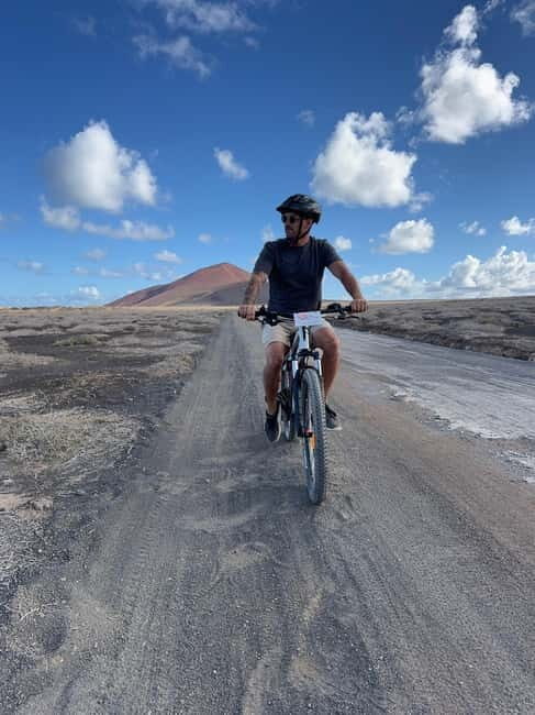 La Graciosa: Rent your ELECTRIC BIKE and explore the island at your own pace. - FAQ