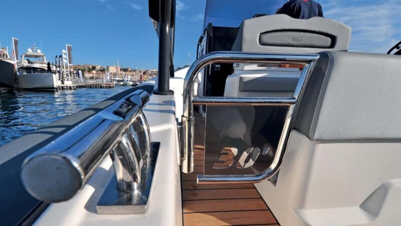 La Maddalena: island tour with aperitif and brunch on board - The Sum Up