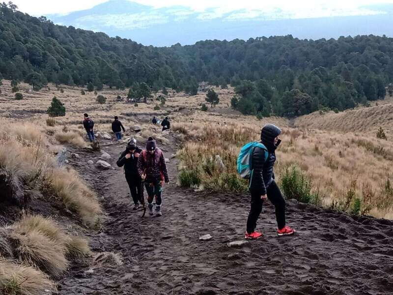 La Malinche Volcano: Hike to the Top and Explore Tlaxcala - Who Should Consider This Tour?