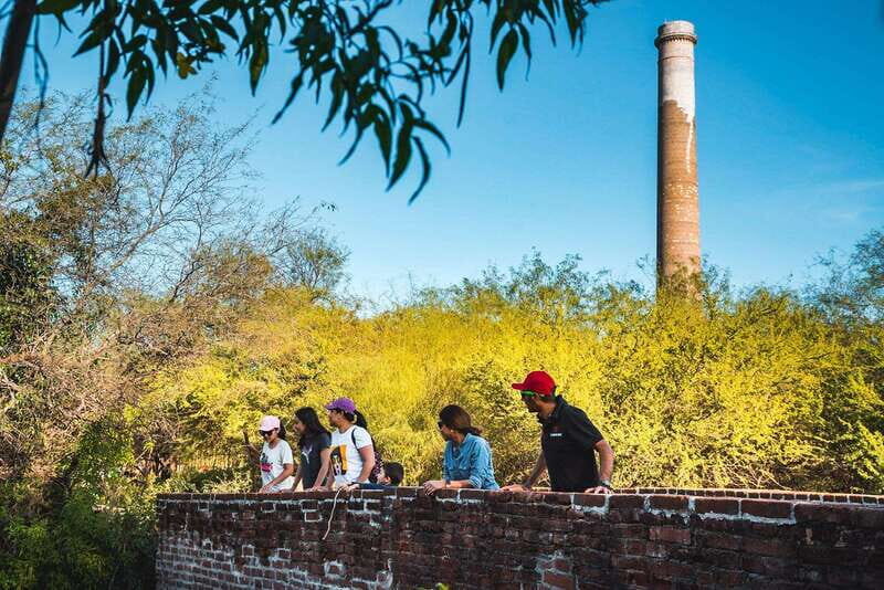 La Paz: El Triunfo Town Tour with Lunch and Transportation - Key Points