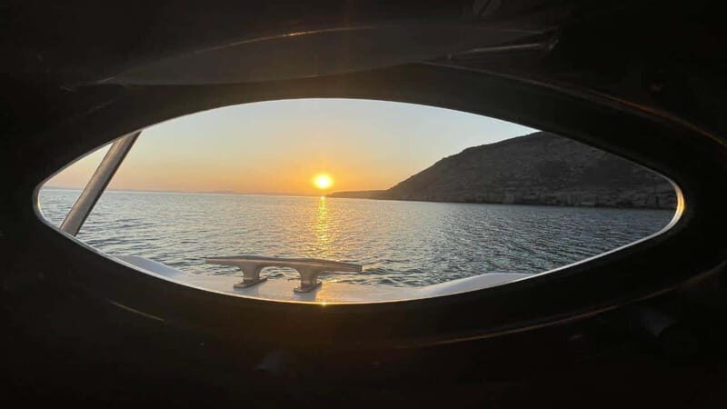 La Paz: Private Sunset Cruise W/ Snorkeling & Seafront View - Who Should Consider This Tour?