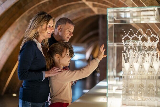 La Pedrera Guided Tour with Fast Track Access - Exploring La Pedrera with a Guided Tour and Fast Track Access