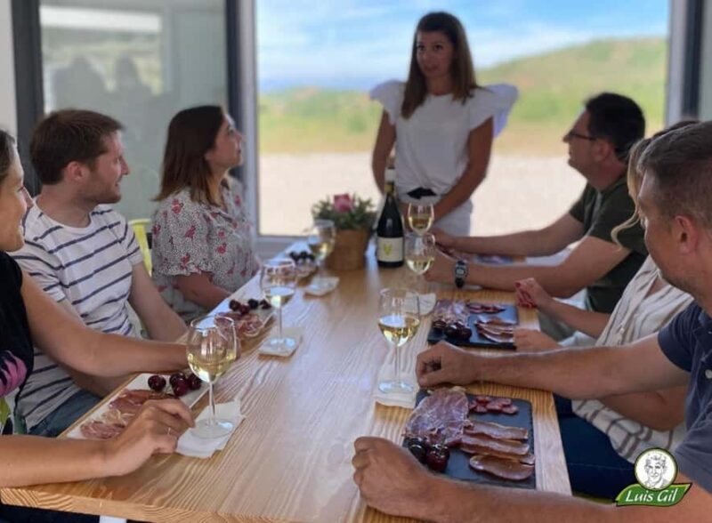 La Rioja: Organic Farm Tour & Spanish Ham Tasting with Wine - What’s Included and How the Tour Unfolds