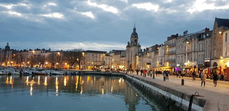 LA ROCHELLE WALKING GUIDED VISIT - What Makes This Tour Stand Out