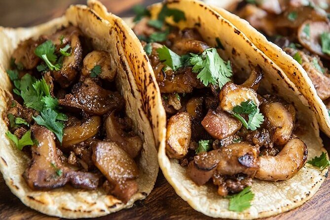 La Roma and Condesa Spooky Legends, Drinks and Taco Tour - What to Expect from the Tour