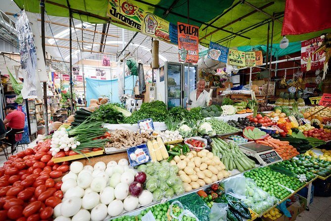 La Roma's Famous Sights and Local Lore: A Self-Guided Audio Tour - The Experience: What It Feels Like