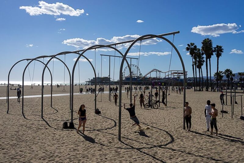 LA: Santa Monica & Venice Beach Bike Adventure - What to Expect During the Tour