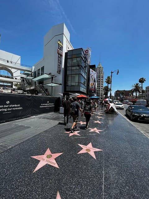LA: Self-Guided Mystery Tour on Hollywood Boulevard (ENG) - Who Should Consider This Tour?