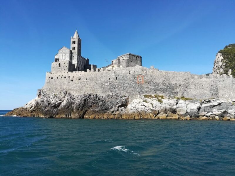 La Spezia : Private Sailboat tour of cinque terre with lunch - What Makes This Tour Stand Out?