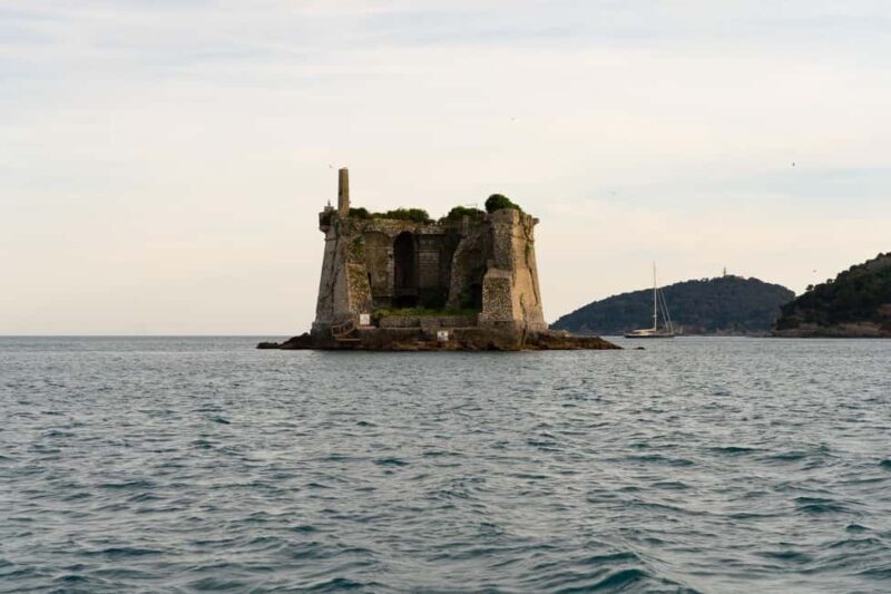 La Spezia. Sunset Aperitif and Dinner on the Boat - Practical Considerations