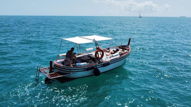 La Spezia: Sunset boat tour in Golfo Dei Poeti with aperitif - Why This Tour Stands Out