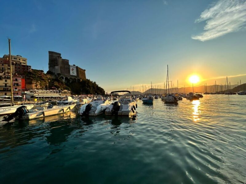 La Spezia: Sunset boat tour in Golfo Dei Poeti with aperitif - What You Can Expect from the Experience