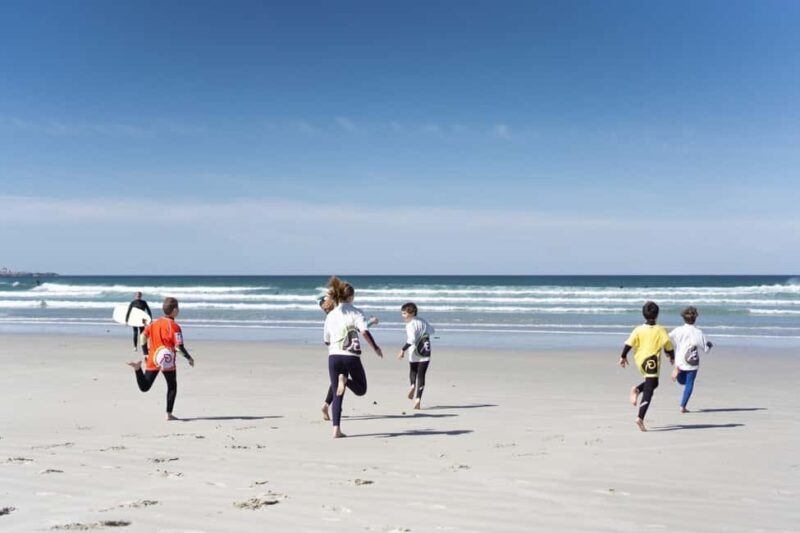 La Torche: surf lessons in the best waves - What to Expect from the Surf Lesson Experience