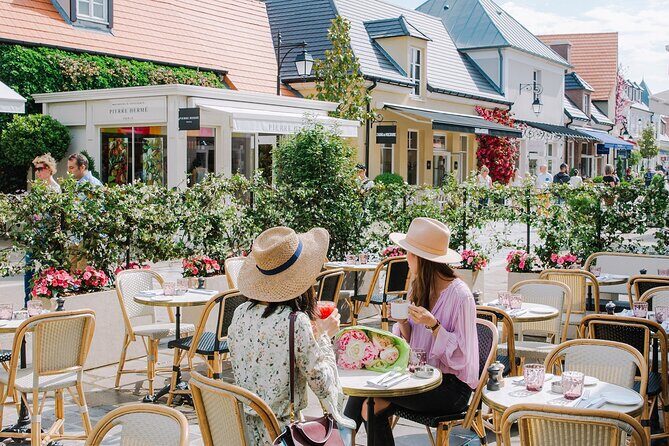 La Vallée Village - Parisian Relaxation Shopping Spot - Private Tour - The Sum Up