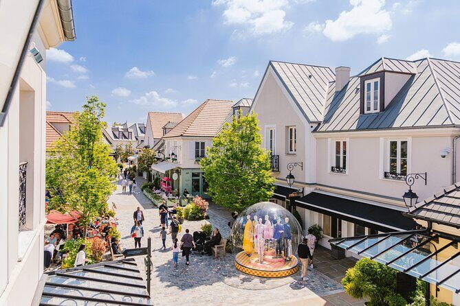 La Vallee Village Shopping Outlet by Luxury Transport from Paris - The Authenticity of the Experience: What People Are Saying