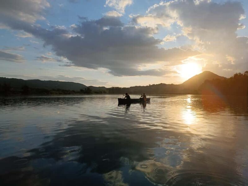 Lago di Posta Fibreno Nature Reserve: Canadian canoe day trips - Key Points