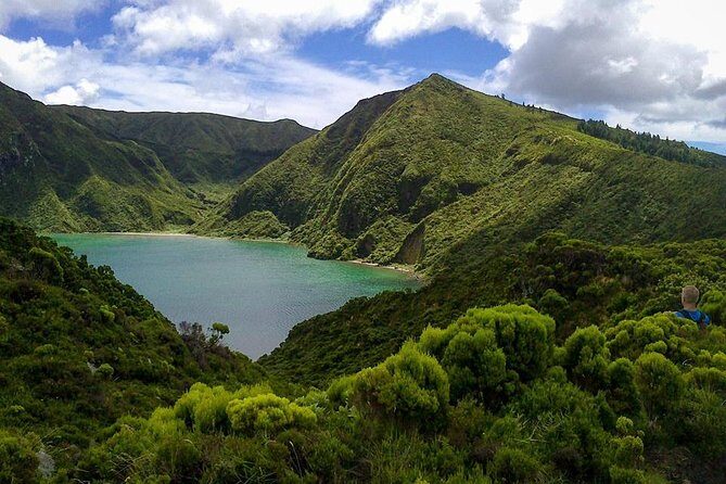 Lagoa do Fogo Trail Full-Day Walking Tour with Lunch - Key Points