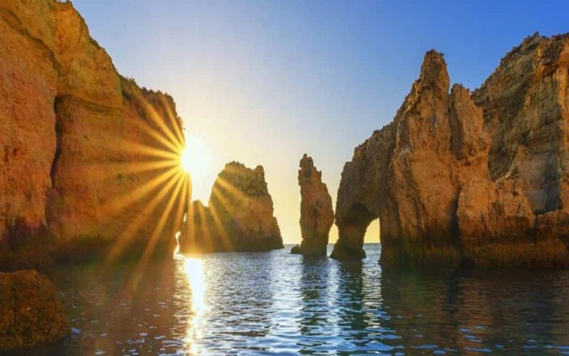 Lagos: 2 hour Private Luxury Cruise to Ponta da Piedade - Key Points