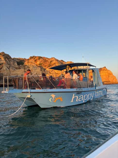 Lagos: Benagil Caves Catamaran Tour (2.5 hours) for the whole family - Key Points