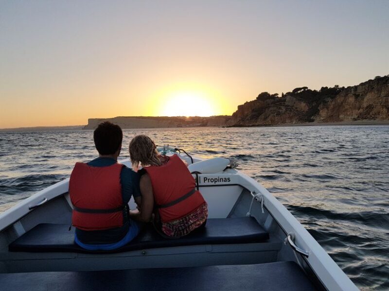 Lagos: Guided Ponta da Piedade Sunset Boat Tour - The Sunset Experience