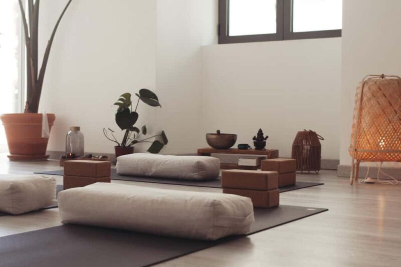 Lagos Old Town: Infrared Sauna and Ice Bath Experience - Key Points