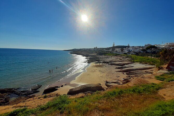 Lagos to Luz with an eco Tuk and local guide - Who Should Consider This Tour?