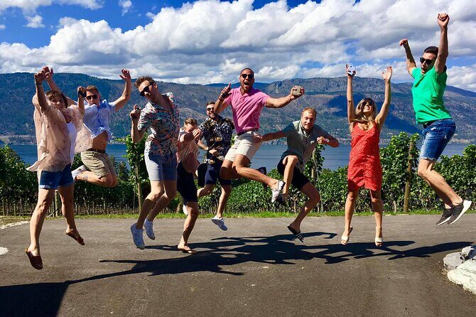 Lake Country Full Day Lunch Wine Tour-Incl. Tastings & Guide Grat - Exploring the Tour Itself