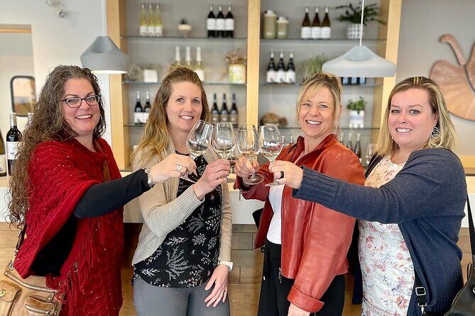 Lake Country Half Day Guided Wine Tour With 4 Wineries - What to Expect from the Lake Country Half Day Wine Tour